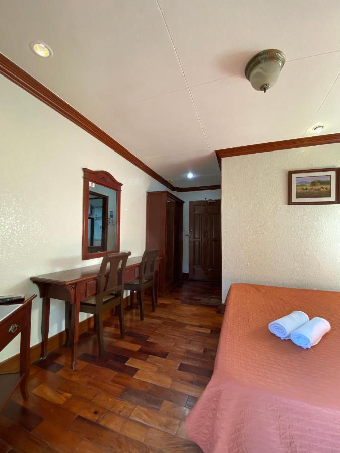 Mc Mountain Home Tagaytay City ภายนอก รูปภาพ